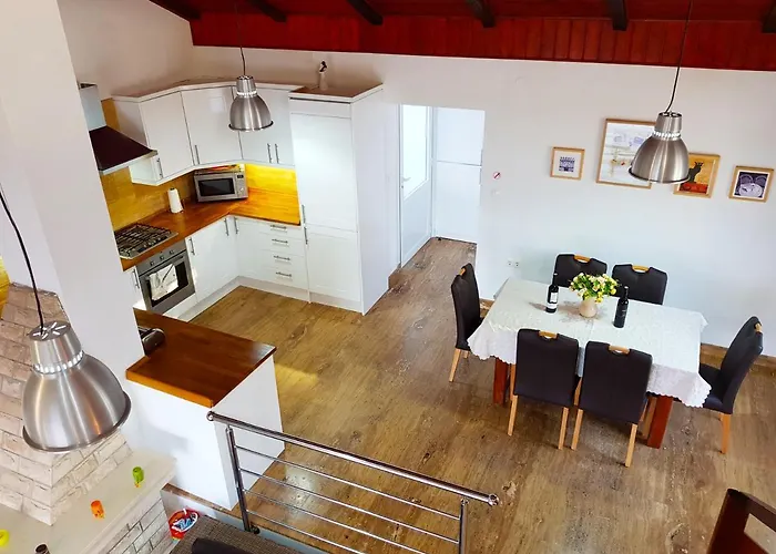 Dream 1st Row To The Sea * بريغراديكا