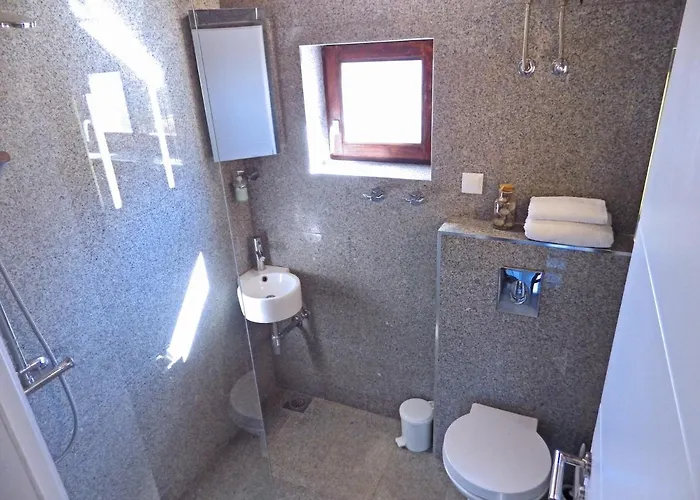 Willa Dream 1st Row To The Sea *